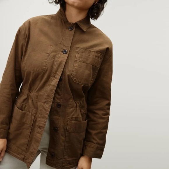 EVERLANE Cinchable Chore Jacket in Walnut - Picture 6 of 8